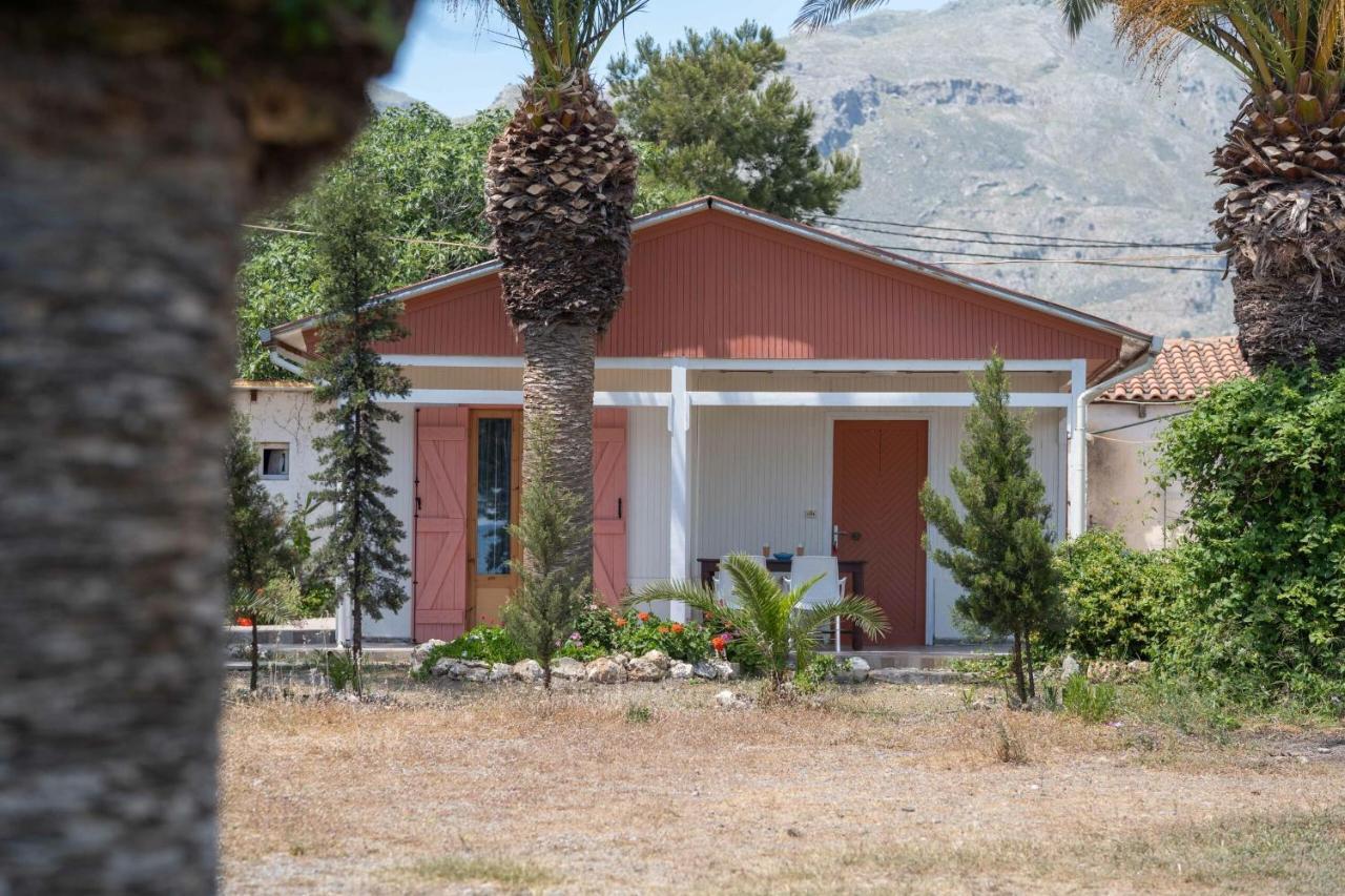 Milos Studios & Beach House Frangokastello Pokoj fotografie